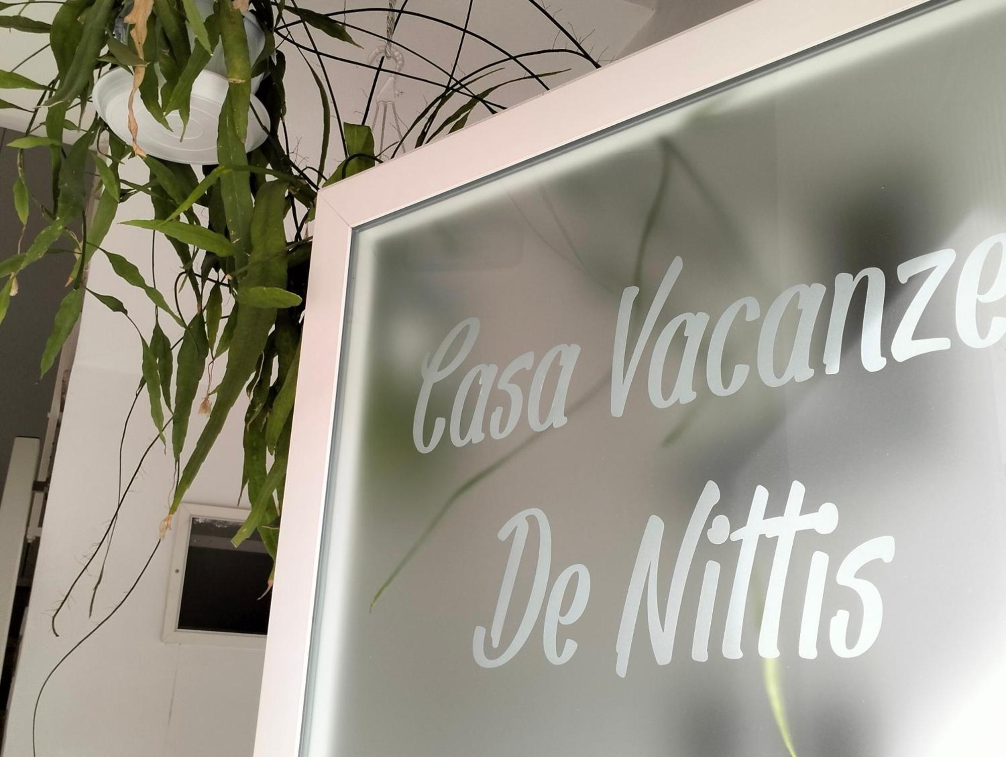 Casa Vacanze De Nittis Barletta Bagian luar foto